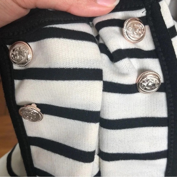 Zara Black and White Striped Blazer - Picture 5 of 7